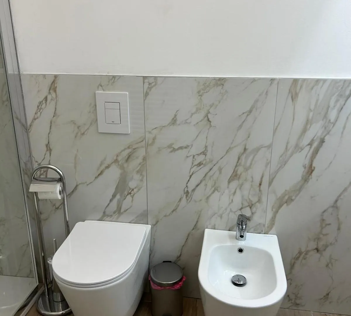 Les Suites Di Parma - Cavour 0*,